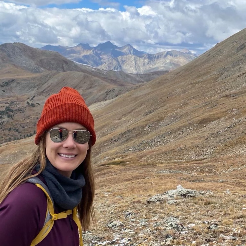 Meet your Posher, April